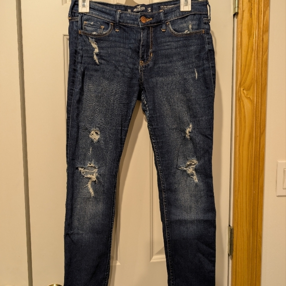Hollister Women's Distressed Dark Blue Jeans 27w 5s